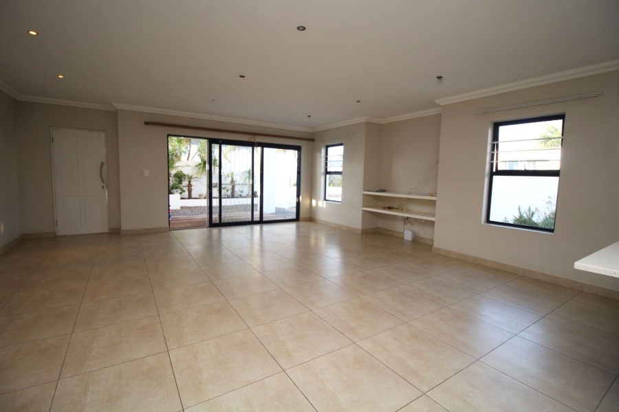 3 Bedroom Property for Sale in Blue Lagoon Western Cape